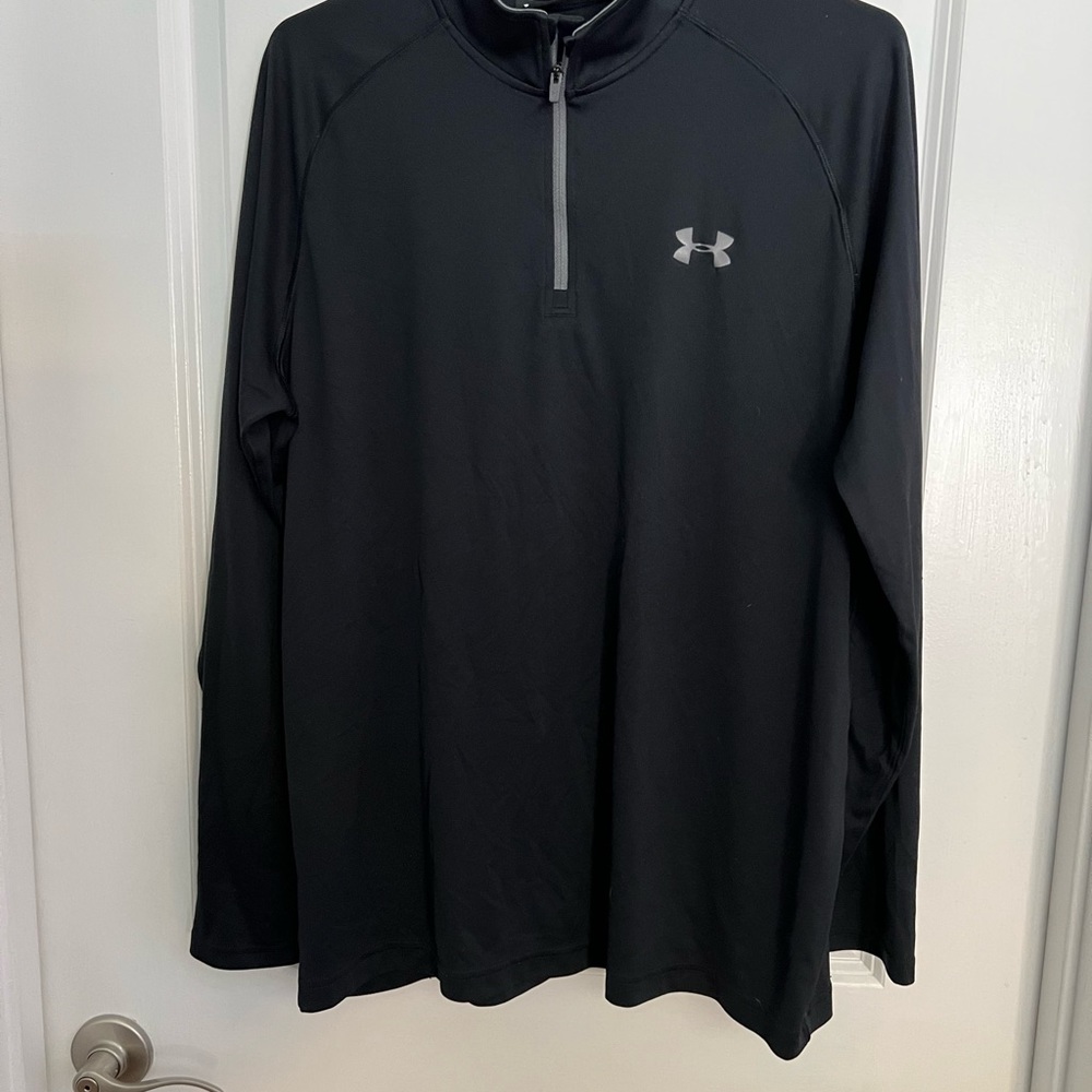 Under Armour Heat Gear Black Pullover, Sz L